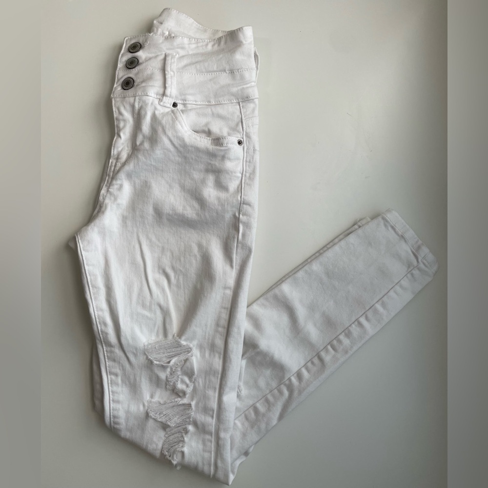 2 Pairs included - Street Wear Society & Bongo Jeans - Picture 3 of 16